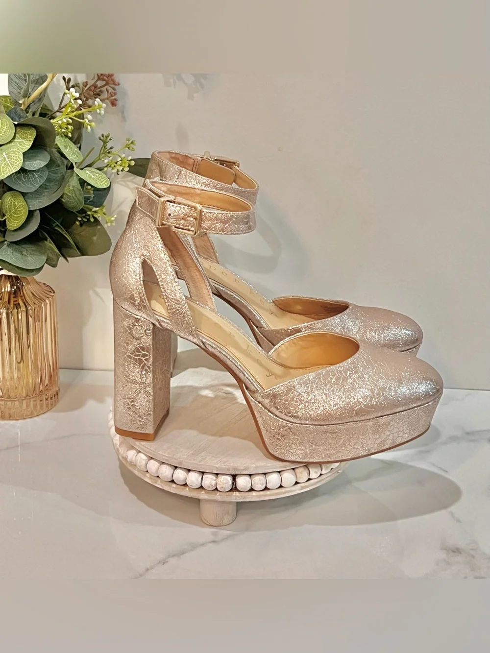 Copper Key Women's Metallic Platform Ankle-Strap Pumps size 6.5